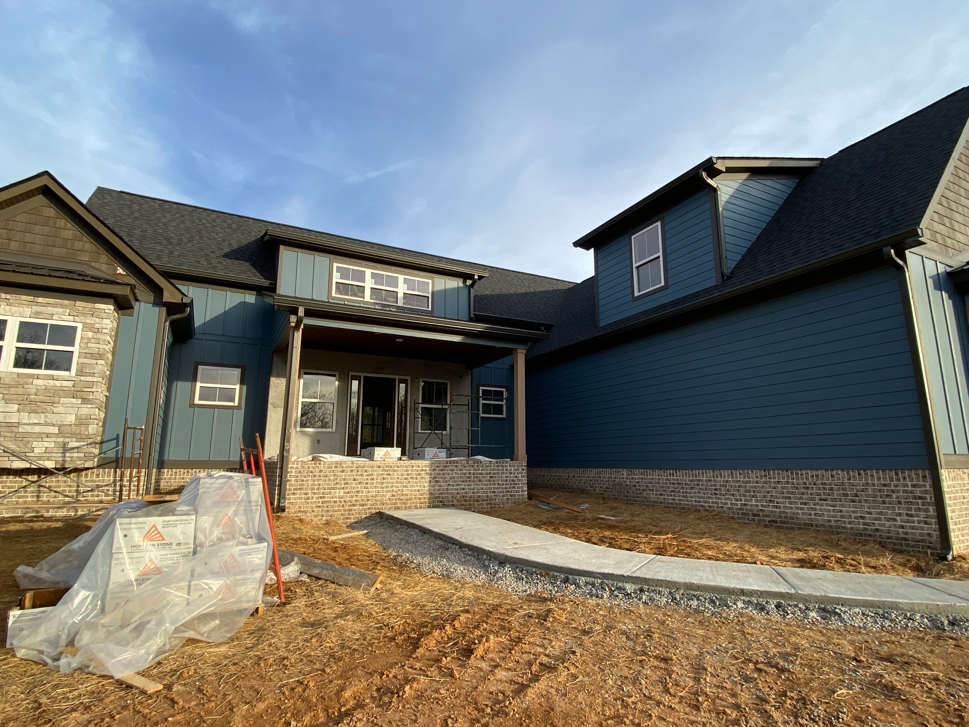 Contemporary Home Gutter System